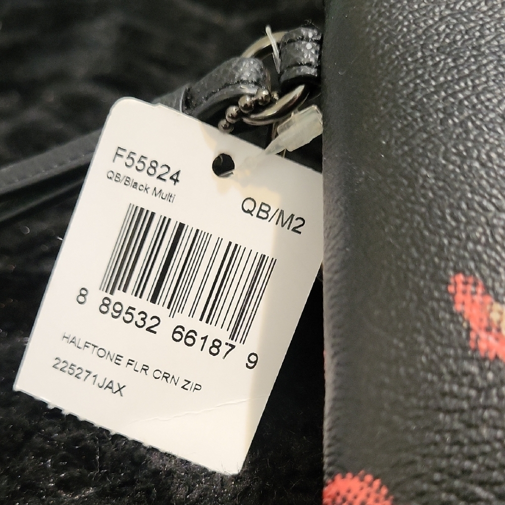 Coach Rare Zip Wristlet Nwt - Picture 3 of 13